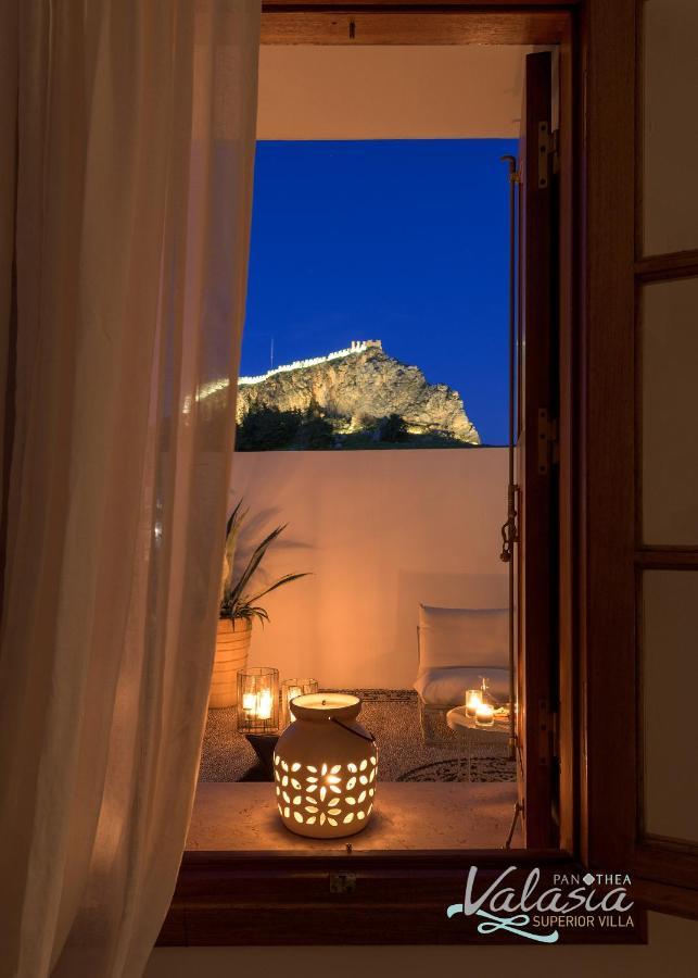 Vila Panthea Valasia Boutique *